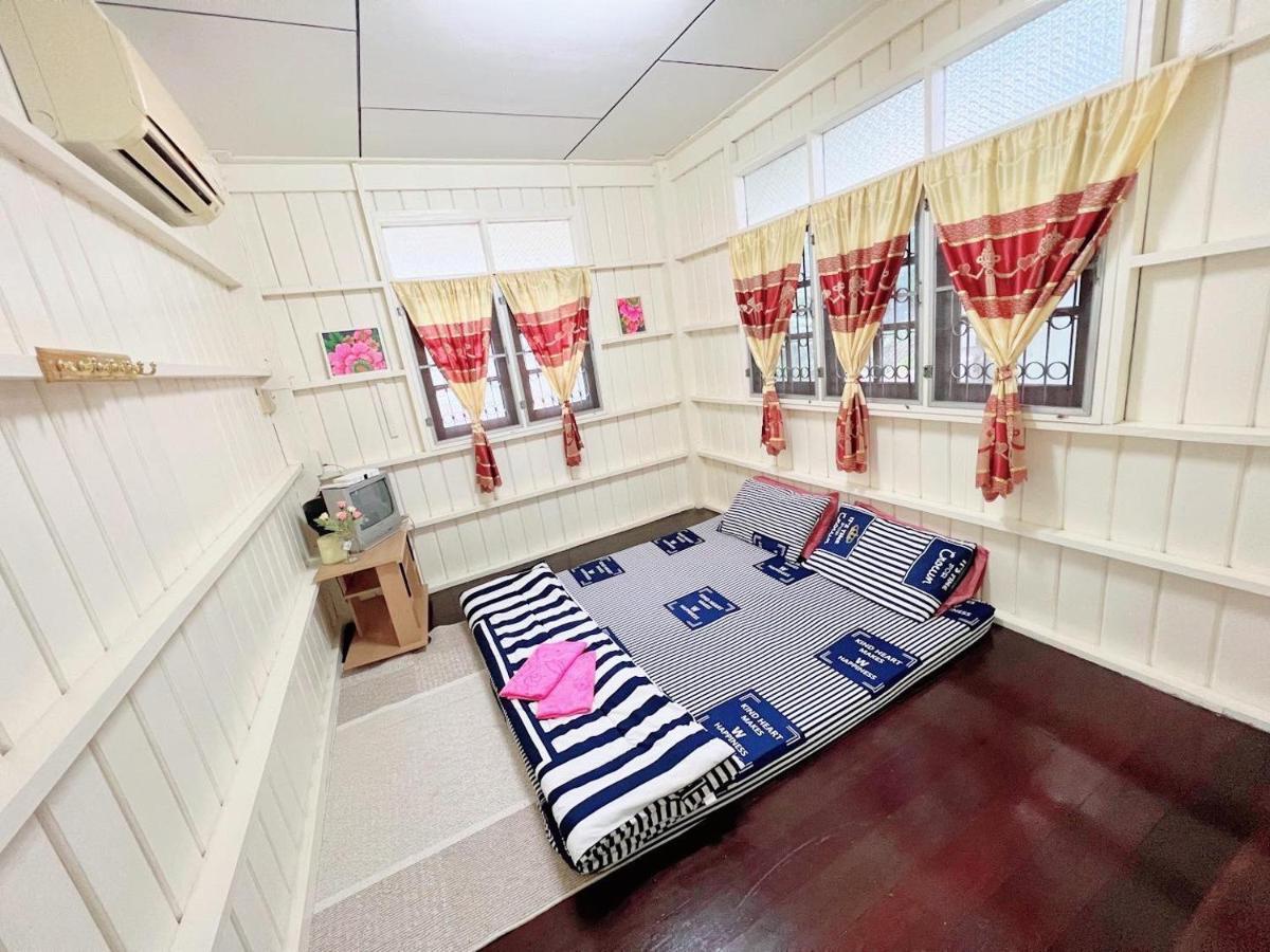 Baanklong Amphawa Homestay ภายนอก รูปภาพ