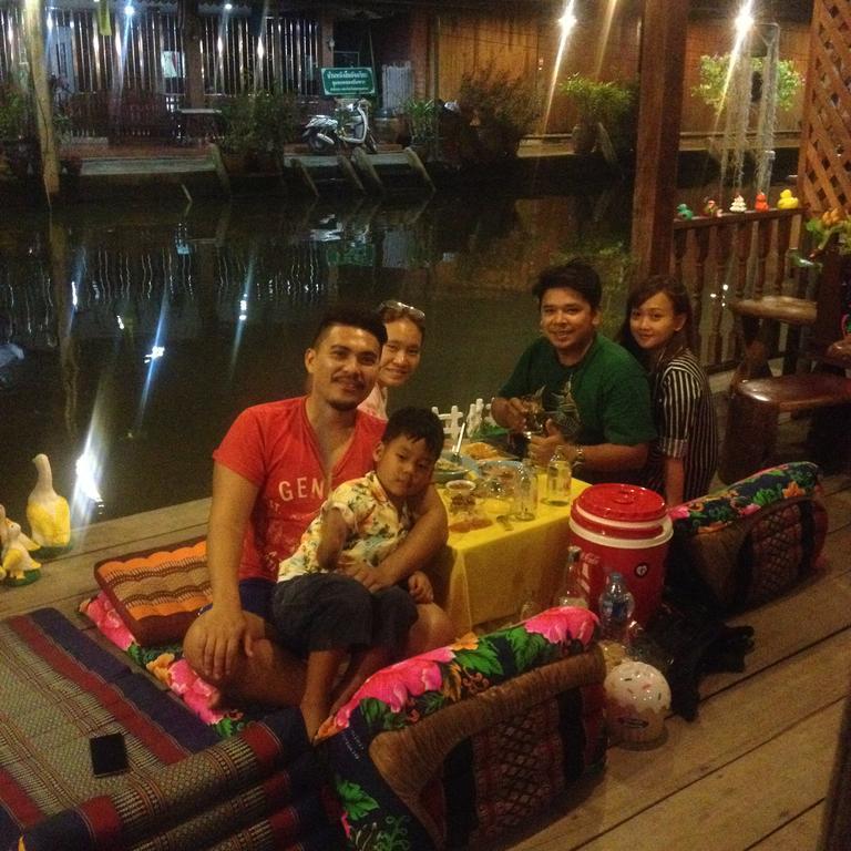 Baanklong Amphawa Homestay ภายนอก รูปภาพ