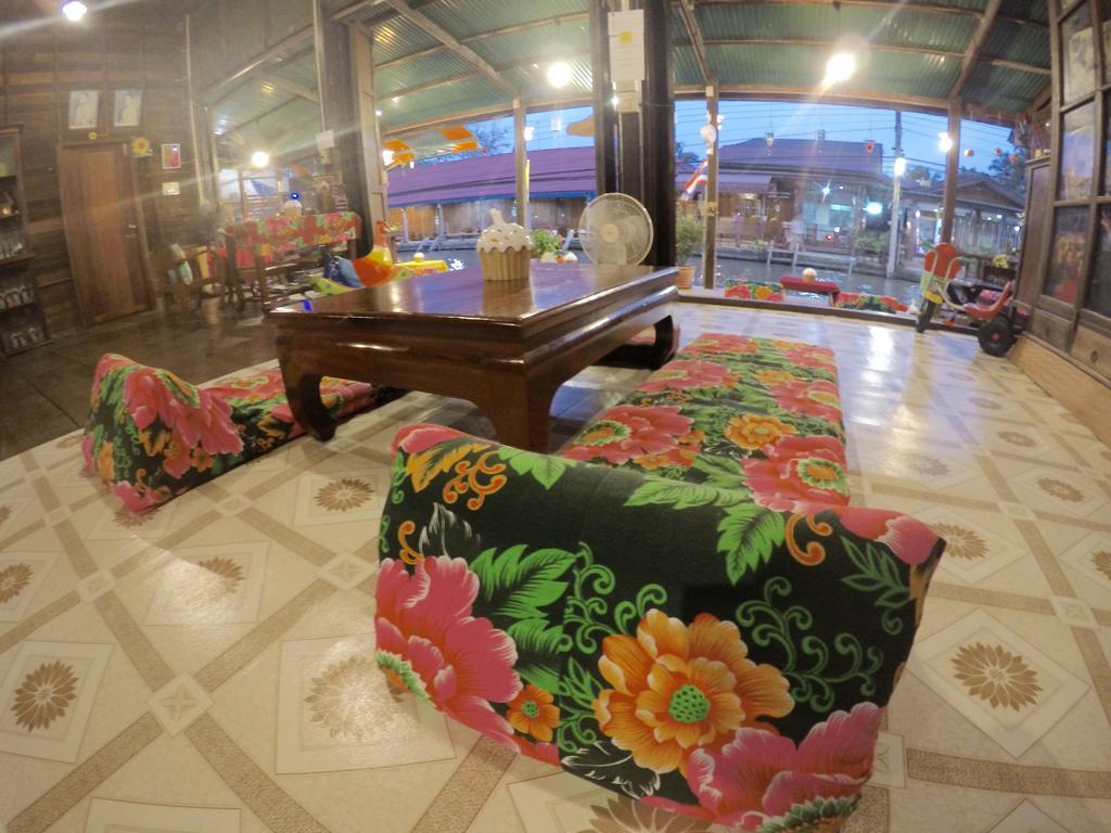 Baanklong Amphawa Homestay ภายนอก รูปภาพ