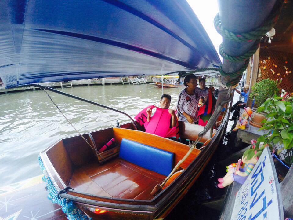 Baanklong Amphawa Homestay ภายนอก รูปภาพ